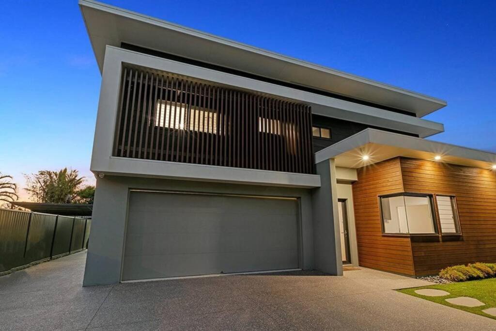 Beachside Buddina Luxury Family House 5 Bedrooms Luaran gambar
